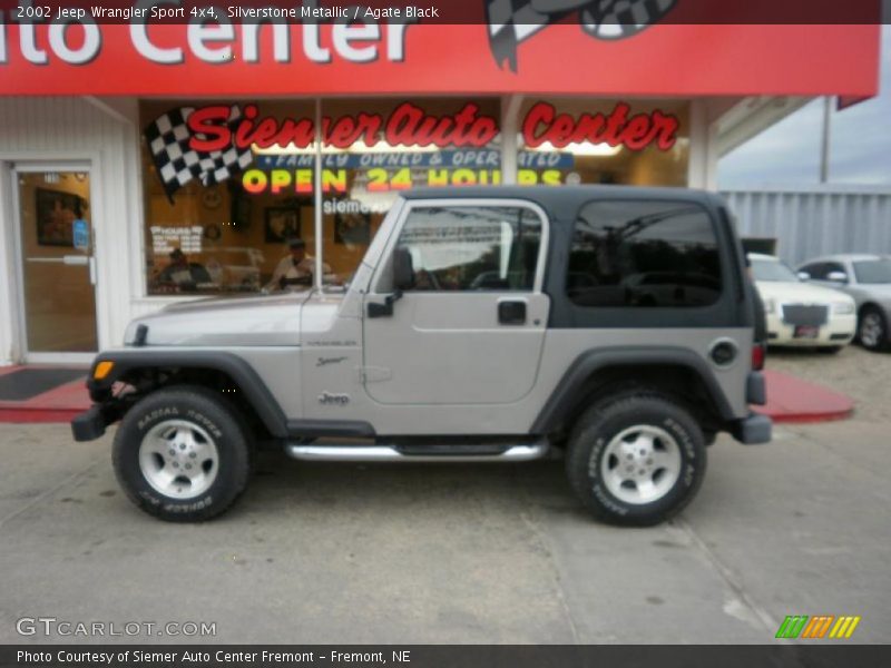 Silverstone Metallic / Agate Black 2002 Jeep Wrangler Sport 4x4