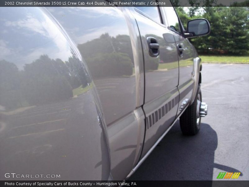 Light Pewter Metallic / Graphite 2002 Chevrolet Silverado 3500 LS Crew Cab 4x4 Dually