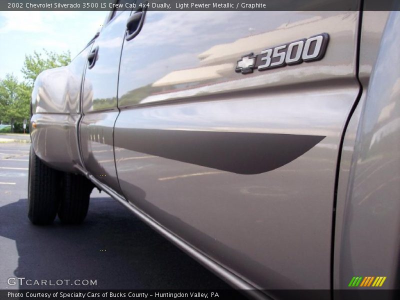 Light Pewter Metallic / Graphite 2002 Chevrolet Silverado 3500 LS Crew Cab 4x4 Dually