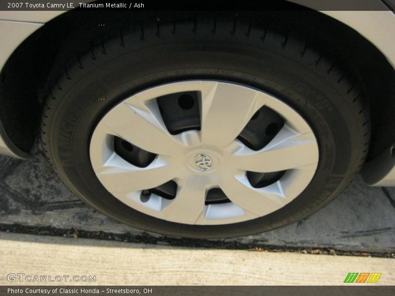 Titanium Metallic / Ash 2007 Toyota Camry LE