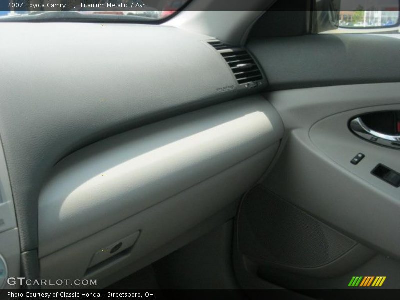 Titanium Metallic / Ash 2007 Toyota Camry LE
