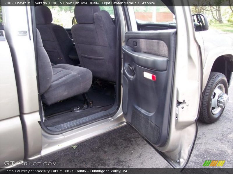 Light Pewter Metallic / Graphite 2002 Chevrolet Silverado 3500 LS Crew Cab 4x4 Dually