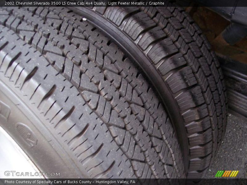 Light Pewter Metallic / Graphite 2002 Chevrolet Silverado 3500 LS Crew Cab 4x4 Dually