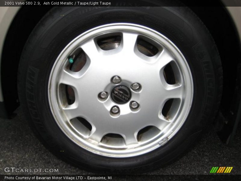 Ash Gold Metallic / Taupe/Light Taupe 2001 Volvo S80 2.9