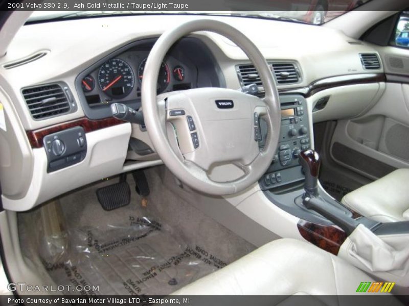 Ash Gold Metallic / Taupe/Light Taupe 2001 Volvo S80 2.9