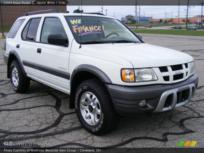 Alpine White / Gray 2004 Isuzu Rodeo S