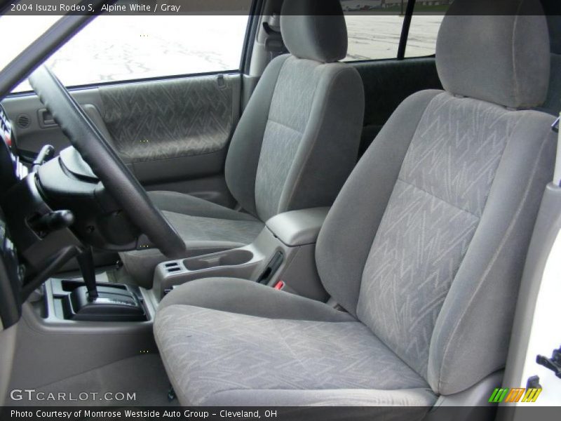 Alpine White / Gray 2004 Isuzu Rodeo S