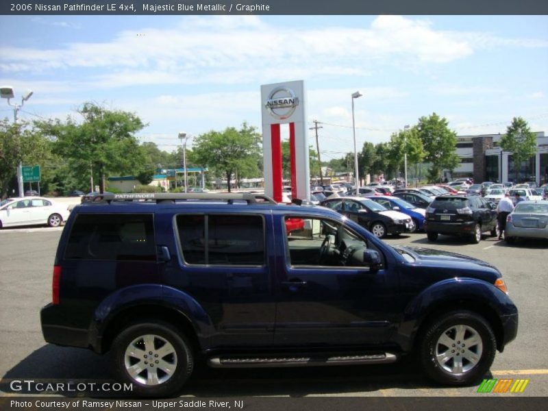 Majestic Blue Metallic / Graphite 2006 Nissan Pathfinder LE 4x4