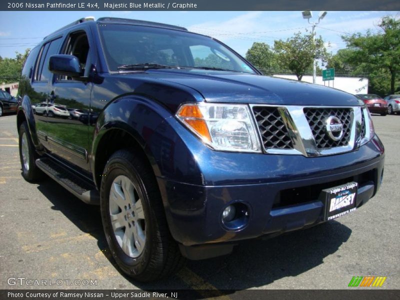 Majestic Blue Metallic / Graphite 2006 Nissan Pathfinder LE 4x4