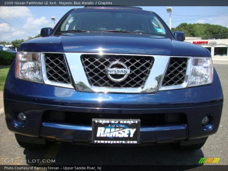 Majestic Blue Metallic / Graphite 2006 Nissan Pathfinder LE 4x4