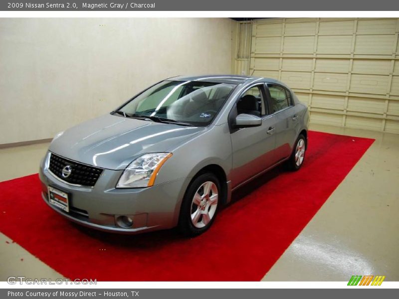Magnetic Gray / Charcoal 2009 Nissan Sentra 2.0