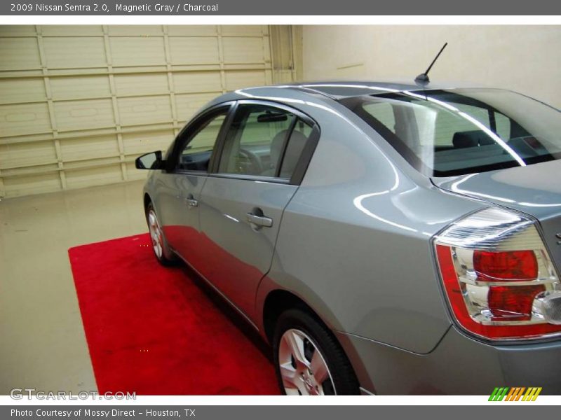 Magnetic Gray / Charcoal 2009 Nissan Sentra 2.0