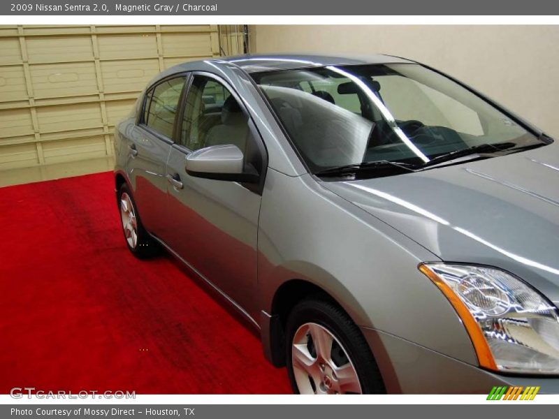 Magnetic Gray / Charcoal 2009 Nissan Sentra 2.0