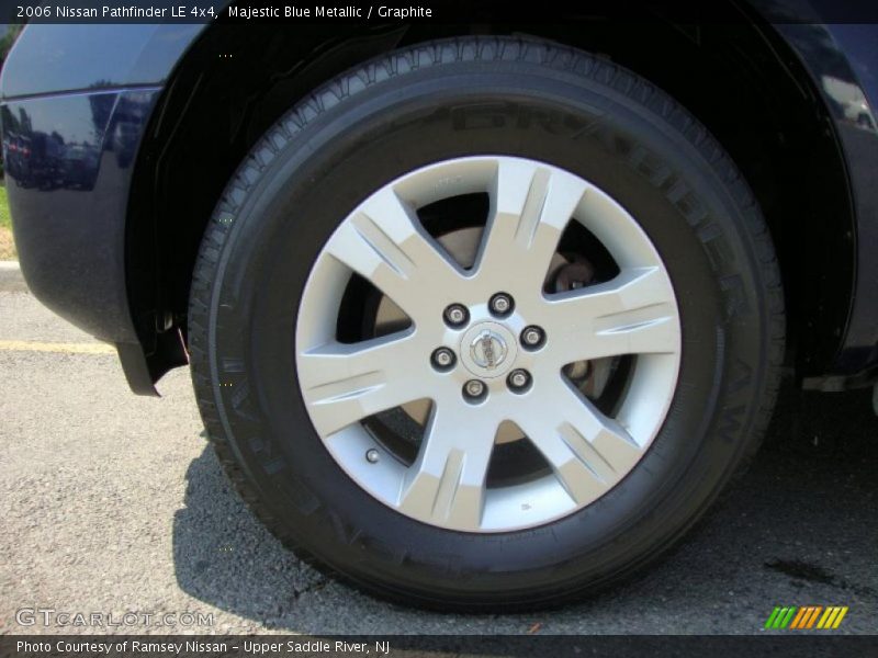 Majestic Blue Metallic / Graphite 2006 Nissan Pathfinder LE 4x4