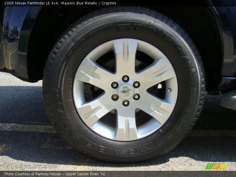 Majestic Blue Metallic / Graphite 2006 Nissan Pathfinder LE 4x4