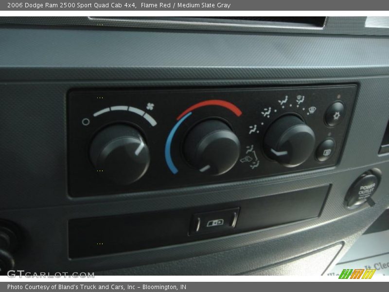 Flame Red / Medium Slate Gray 2006 Dodge Ram 2500 Sport Quad Cab 4x4