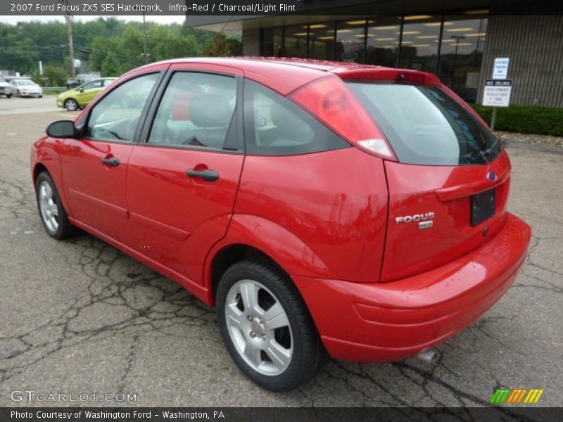 Infra-Red / Charcoal/Light Flint 2007 Ford Focus ZX5 SES Hatchback