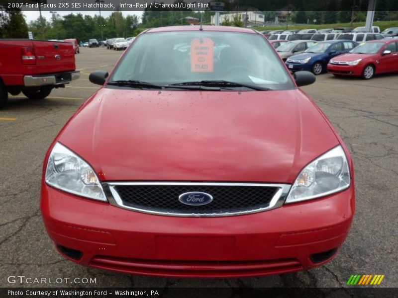 Infra-Red / Charcoal/Light Flint 2007 Ford Focus ZX5 SES Hatchback
