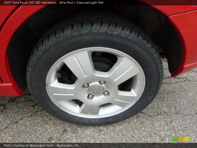 Infra-Red / Charcoal/Light Flint 2007 Ford Focus ZX5 SES Hatchback