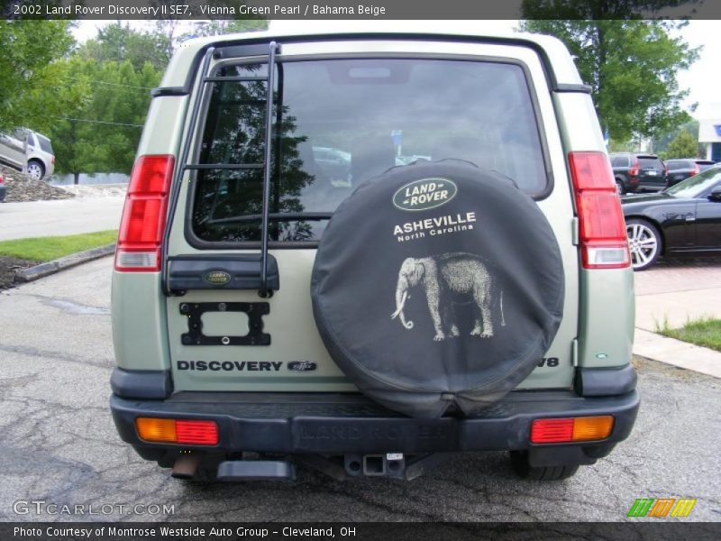 Vienna Green Pearl / Bahama Beige 2002 Land Rover Discovery II SE7