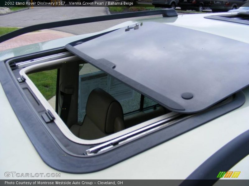 Vienna Green Pearl / Bahama Beige 2002 Land Rover Discovery II SE7