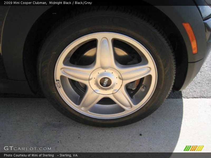 Midnight Black / Black/Grey 2009 Mini Cooper Clubman