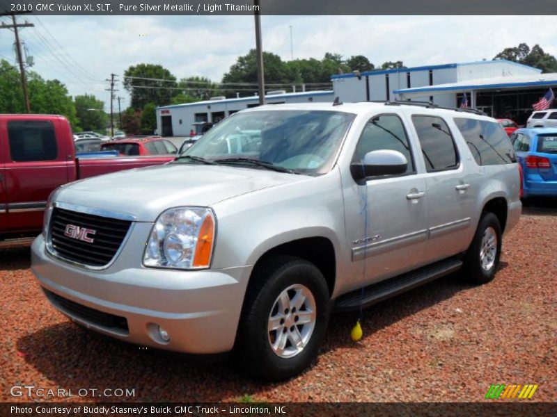 Pure Silver Metallic / Light Titanium 2010 GMC Yukon XL SLT