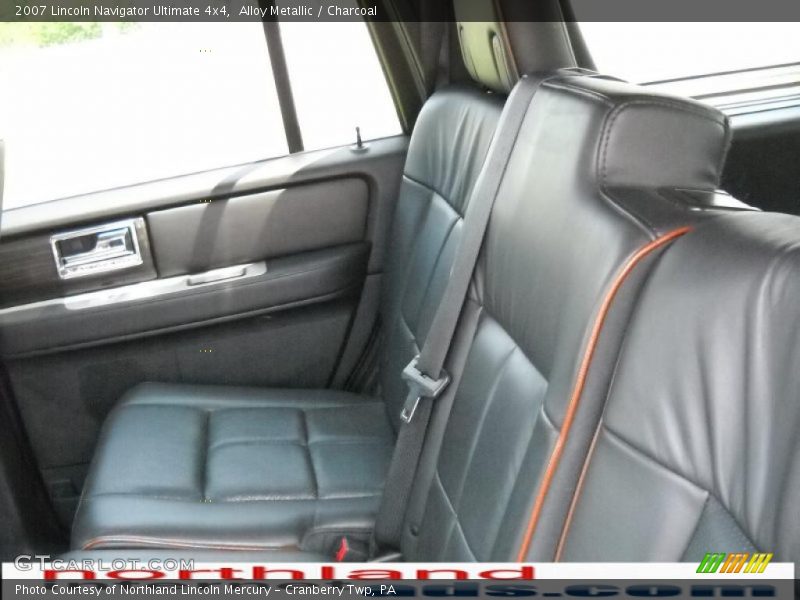 Alloy Metallic / Charcoal 2007 Lincoln Navigator Ultimate 4x4