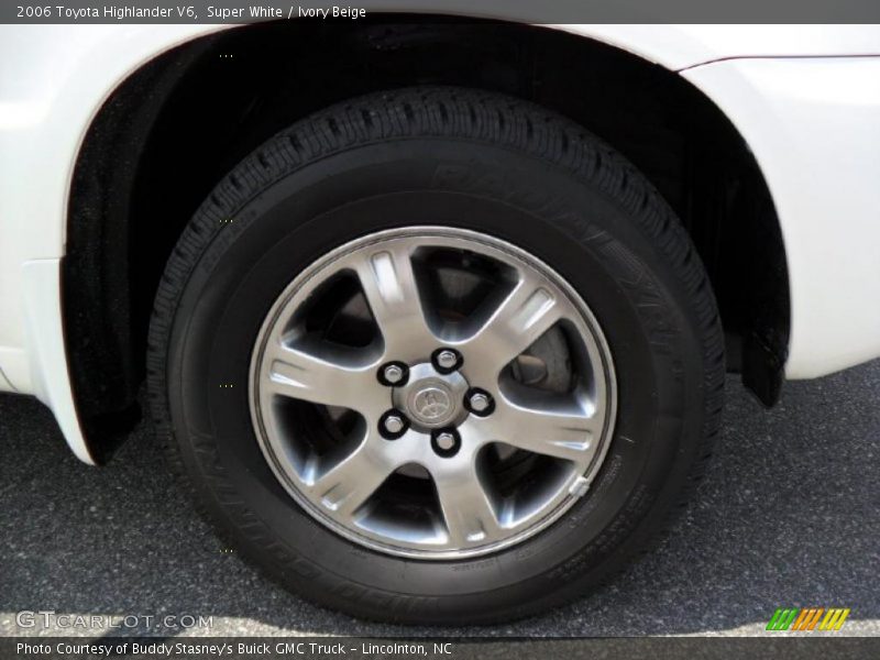 Super White / Ivory Beige 2006 Toyota Highlander V6