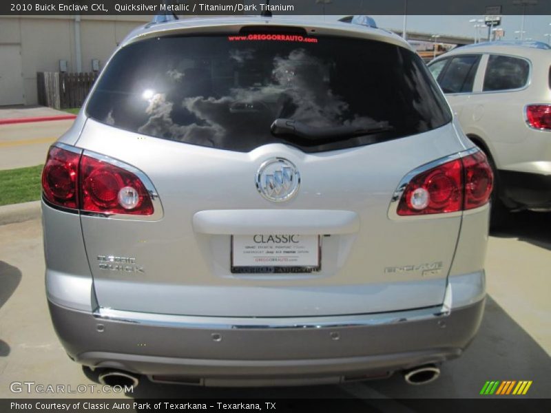 Quicksilver Metallic / Titanium/Dark Titanium 2010 Buick Enclave CXL