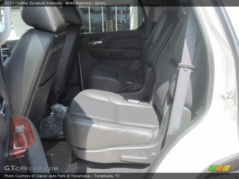 White Diamond / Ebony 2010 Cadillac Escalade Premium