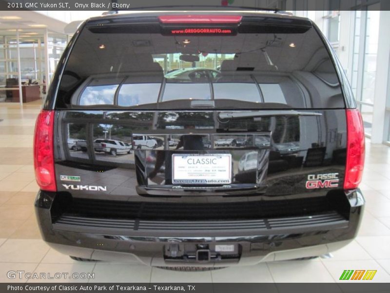 Onyx Black / Ebony 2011 GMC Yukon SLT