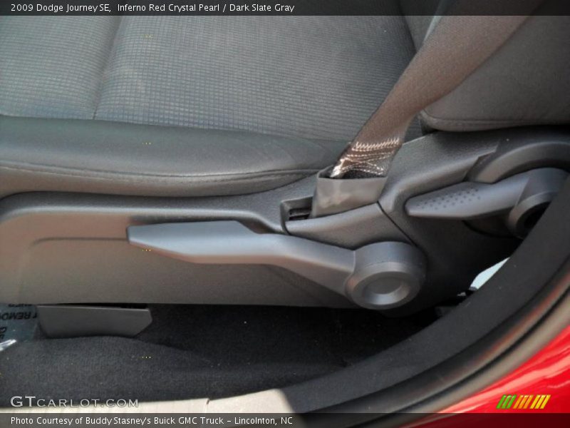 Inferno Red Crystal Pearl / Dark Slate Gray 2009 Dodge Journey SE