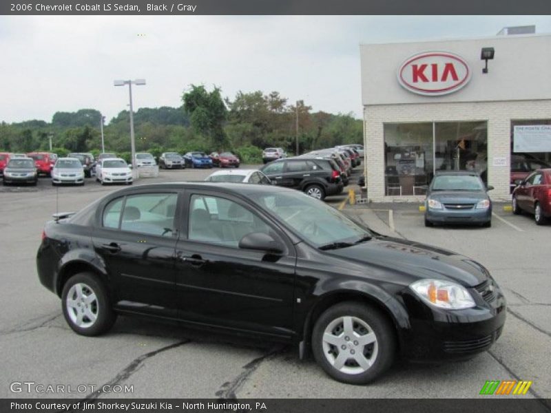 Black / Gray 2006 Chevrolet Cobalt LS Sedan