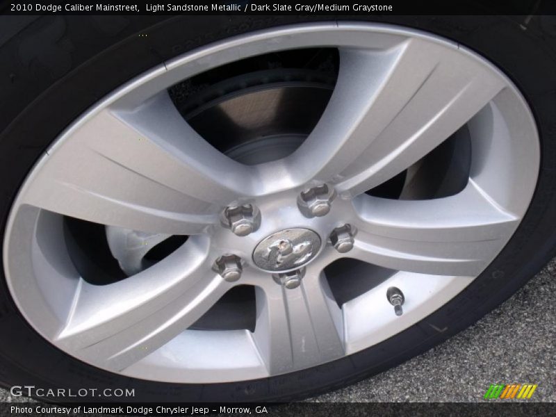 Light Sandstone Metallic / Dark Slate Gray/Medium Graystone 2010 Dodge Caliber Mainstreet