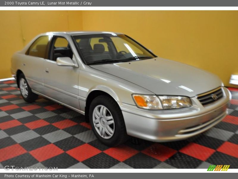 Lunar Mist Metallic / Gray 2000 Toyota Camry LE