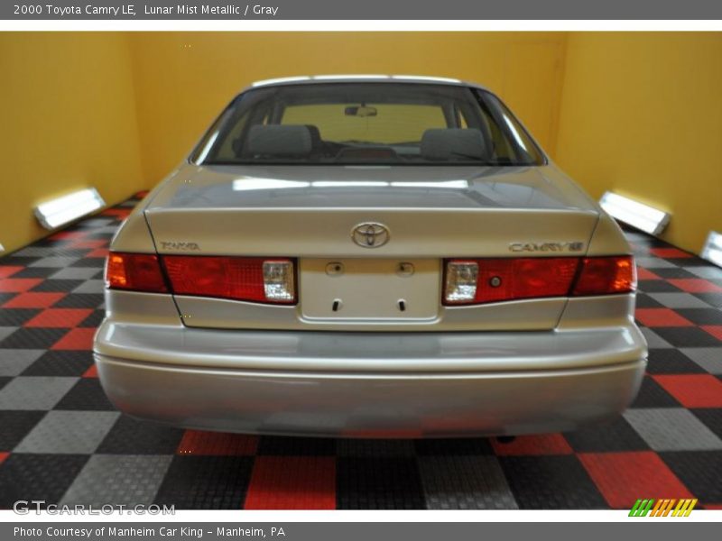 Lunar Mist Metallic / Gray 2000 Toyota Camry LE