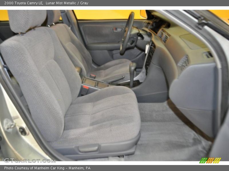 Lunar Mist Metallic / Gray 2000 Toyota Camry LE