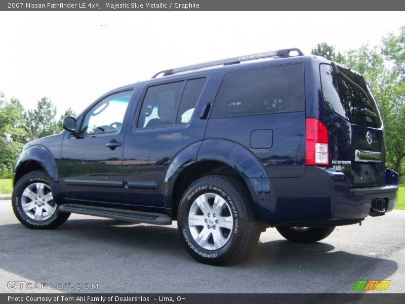 Majestic Blue Metallic / Graphite 2007 Nissan Pathfinder LE 4x4