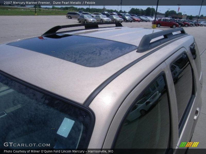 Dune Pearl Metallic / Pebble 2007 Mercury Mariner Premier