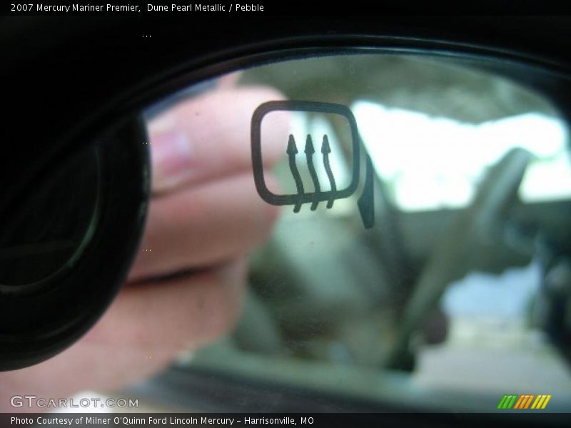 Dune Pearl Metallic / Pebble 2007 Mercury Mariner Premier