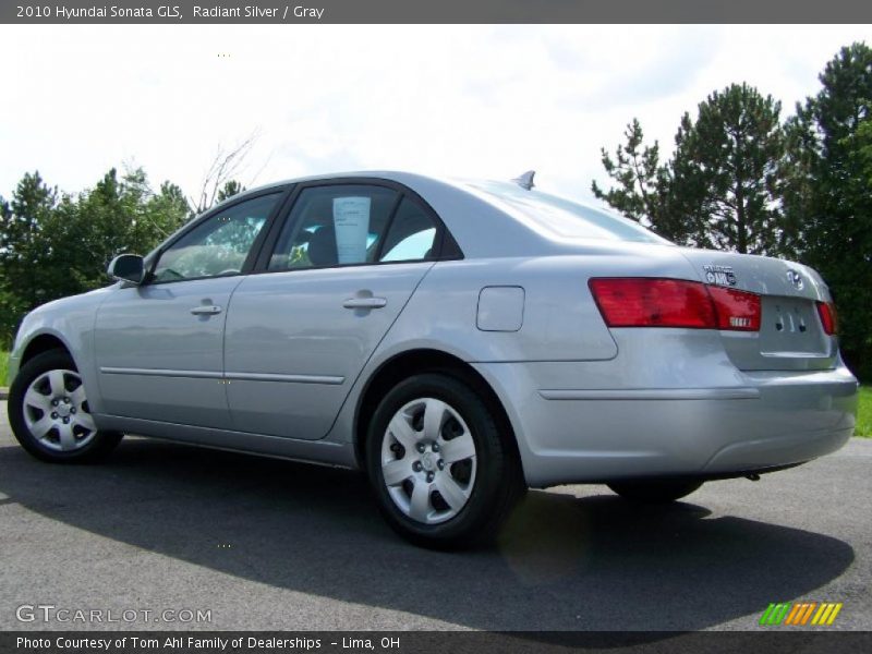 Radiant Silver / Gray 2010 Hyundai Sonata GLS