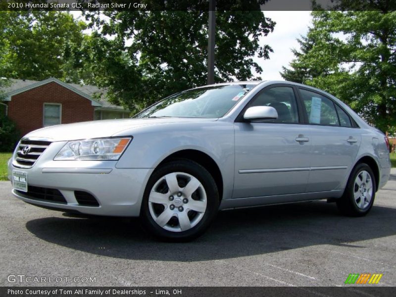 Radiant Silver / Gray 2010 Hyundai Sonata GLS