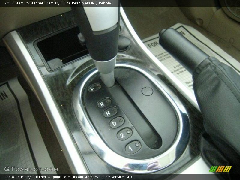 Dune Pearl Metallic / Pebble 2007 Mercury Mariner Premier