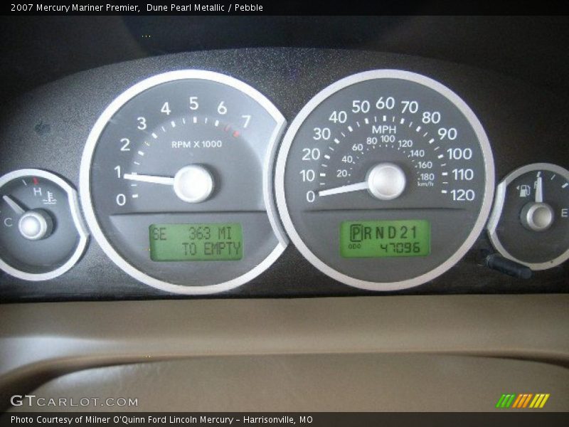 Dune Pearl Metallic / Pebble 2007 Mercury Mariner Premier