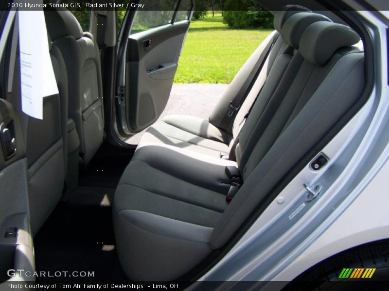 Radiant Silver / Gray 2010 Hyundai Sonata GLS