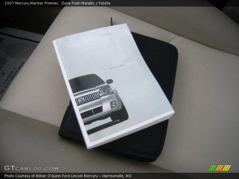 Dune Pearl Metallic / Pebble 2007 Mercury Mariner Premier