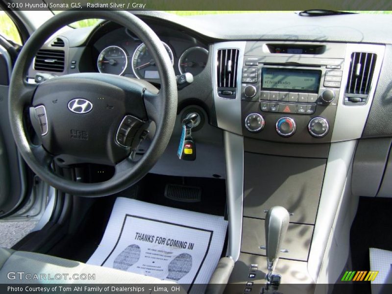 Radiant Silver / Gray 2010 Hyundai Sonata GLS