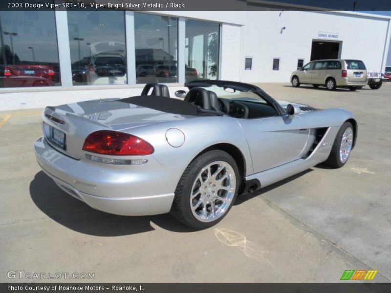 Viper Bright Silver Metallic / Black 2003 Dodge Viper SRT-10
