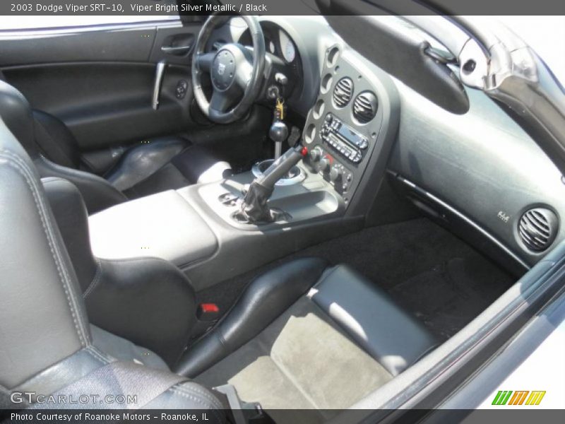 Viper Bright Silver Metallic / Black 2003 Dodge Viper SRT-10